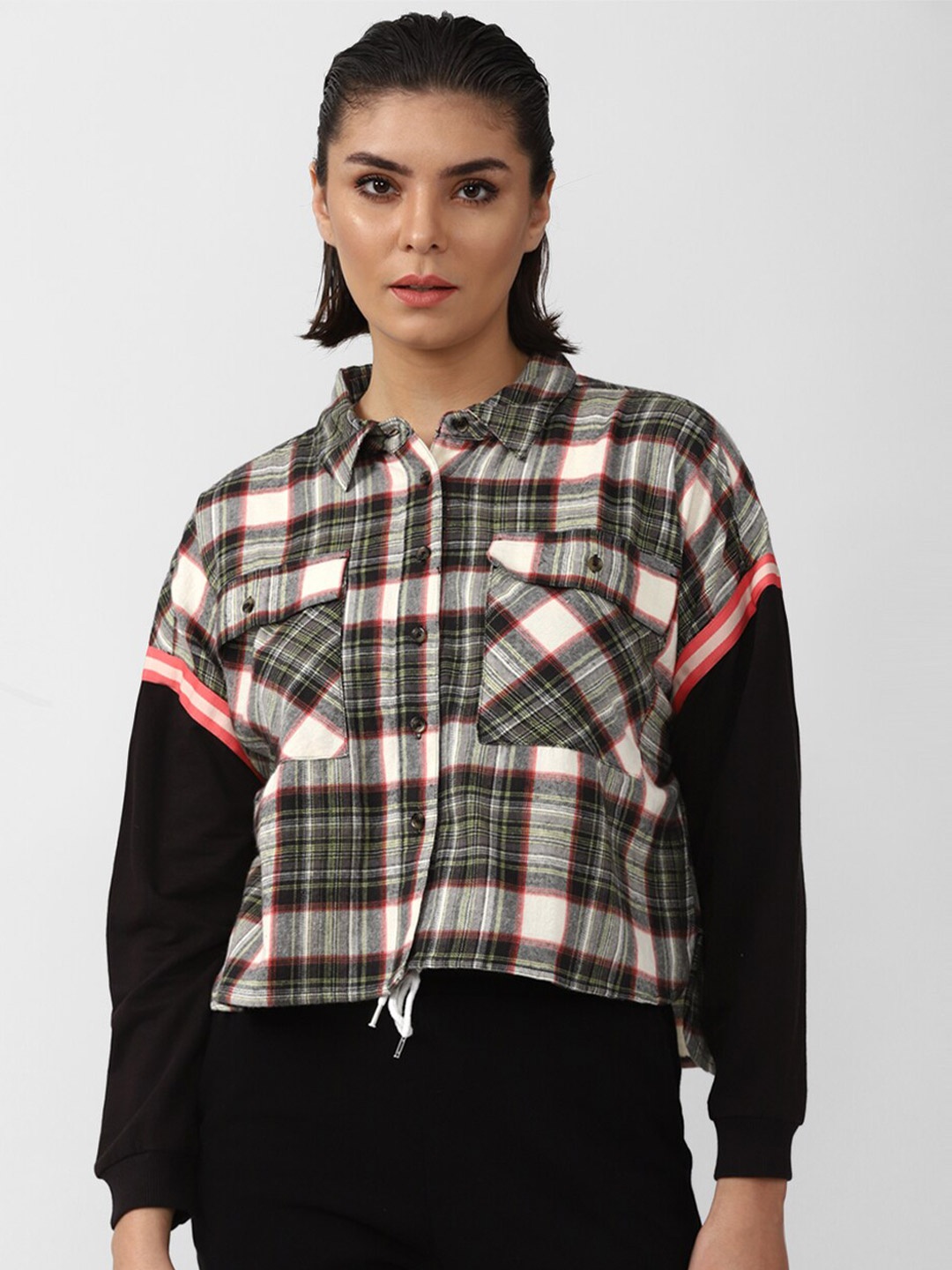 

FOREVER 21 Women Olive Green & Black Tartan Checked Pure Cotton Casual Shirt