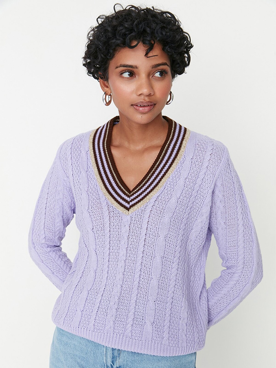 

Trendyol Women Lavender Cable Knit V-Neck Acrylic Pullover Sweater