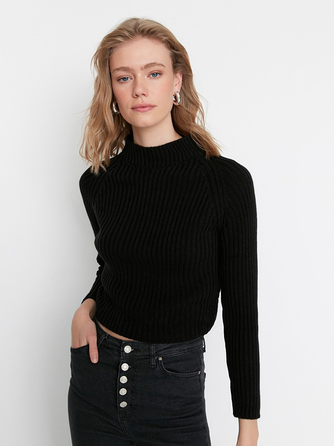 

Trendyol Women Black Ribbed Styled Back Acrylic Pullover