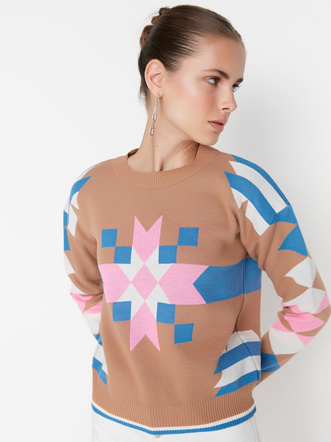 

Trendyol Women Camel Brown & Pink Printed Pullover
