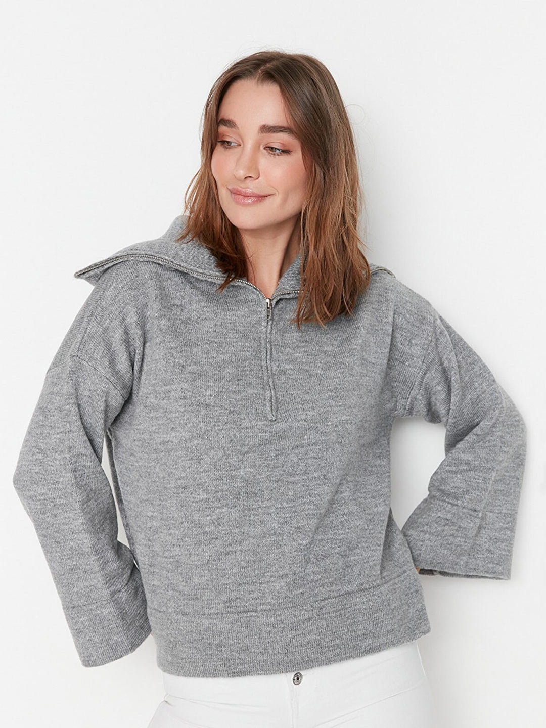 

Trendyol Women Grey Pullover