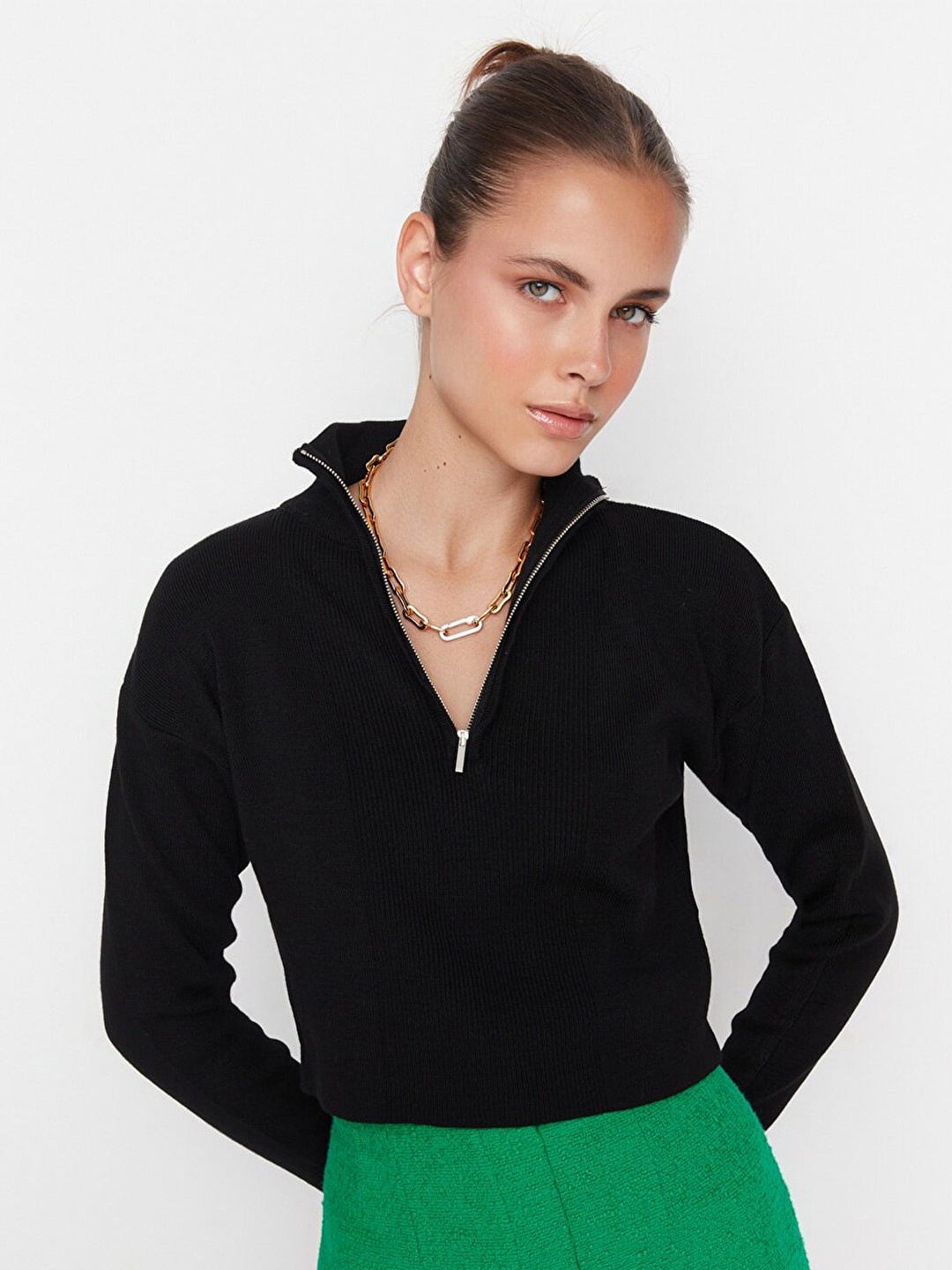 

Trendyol Women Black Ribbed Pullover