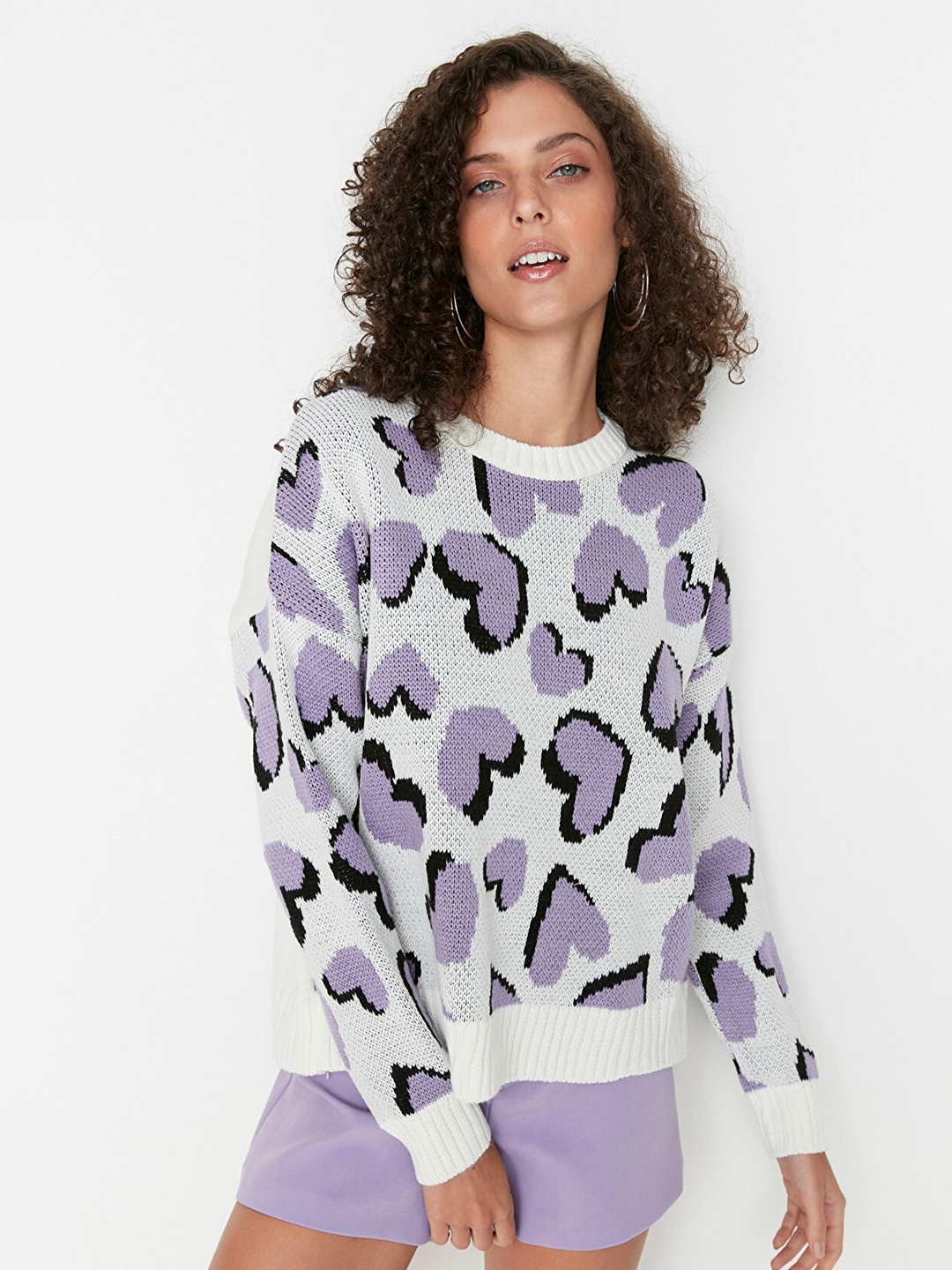 

Trendyol Women Off White & Lavender Printed Pullover
