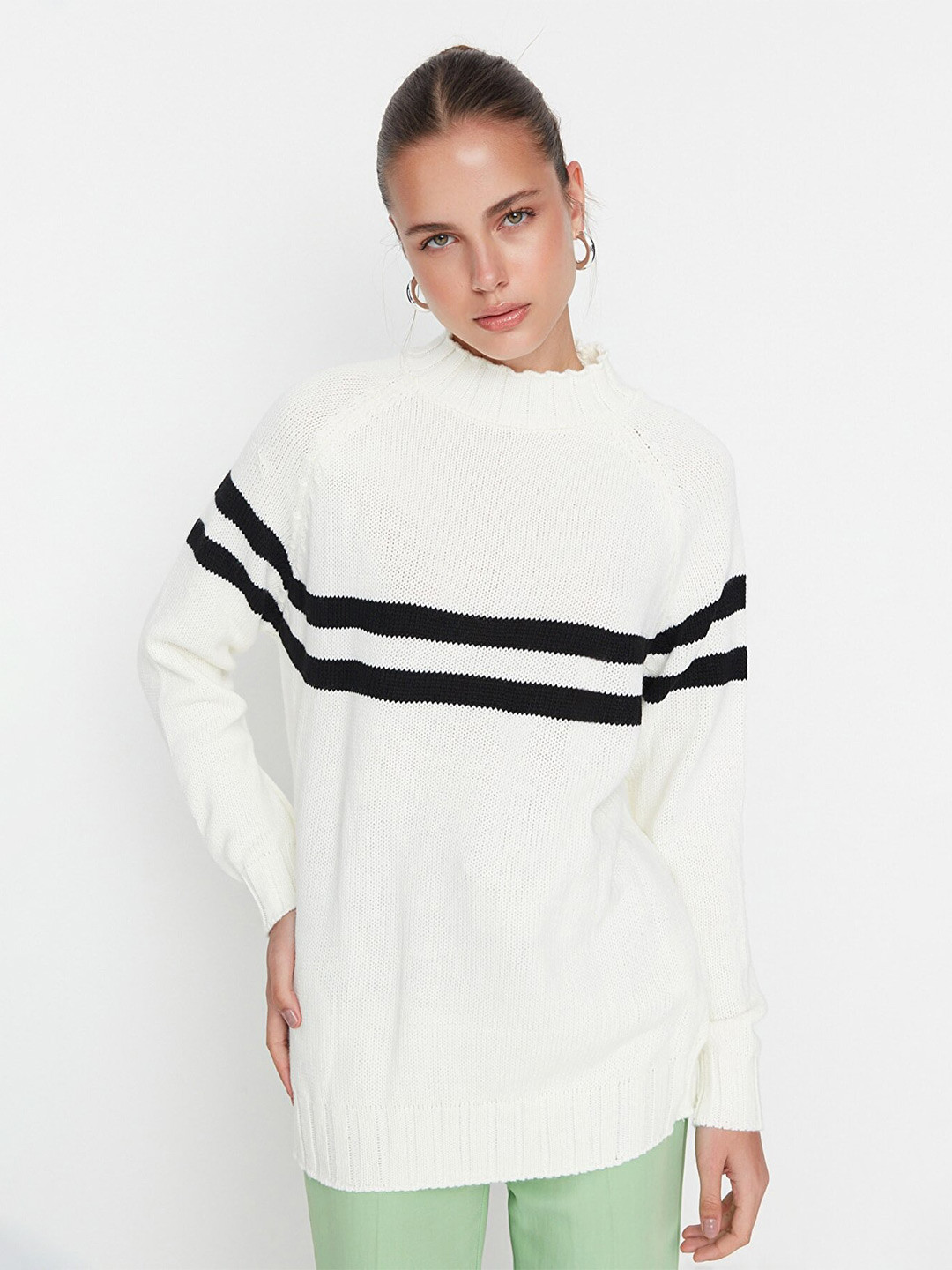 

Trendyol Women Off White & Black Striped Longline Pullover