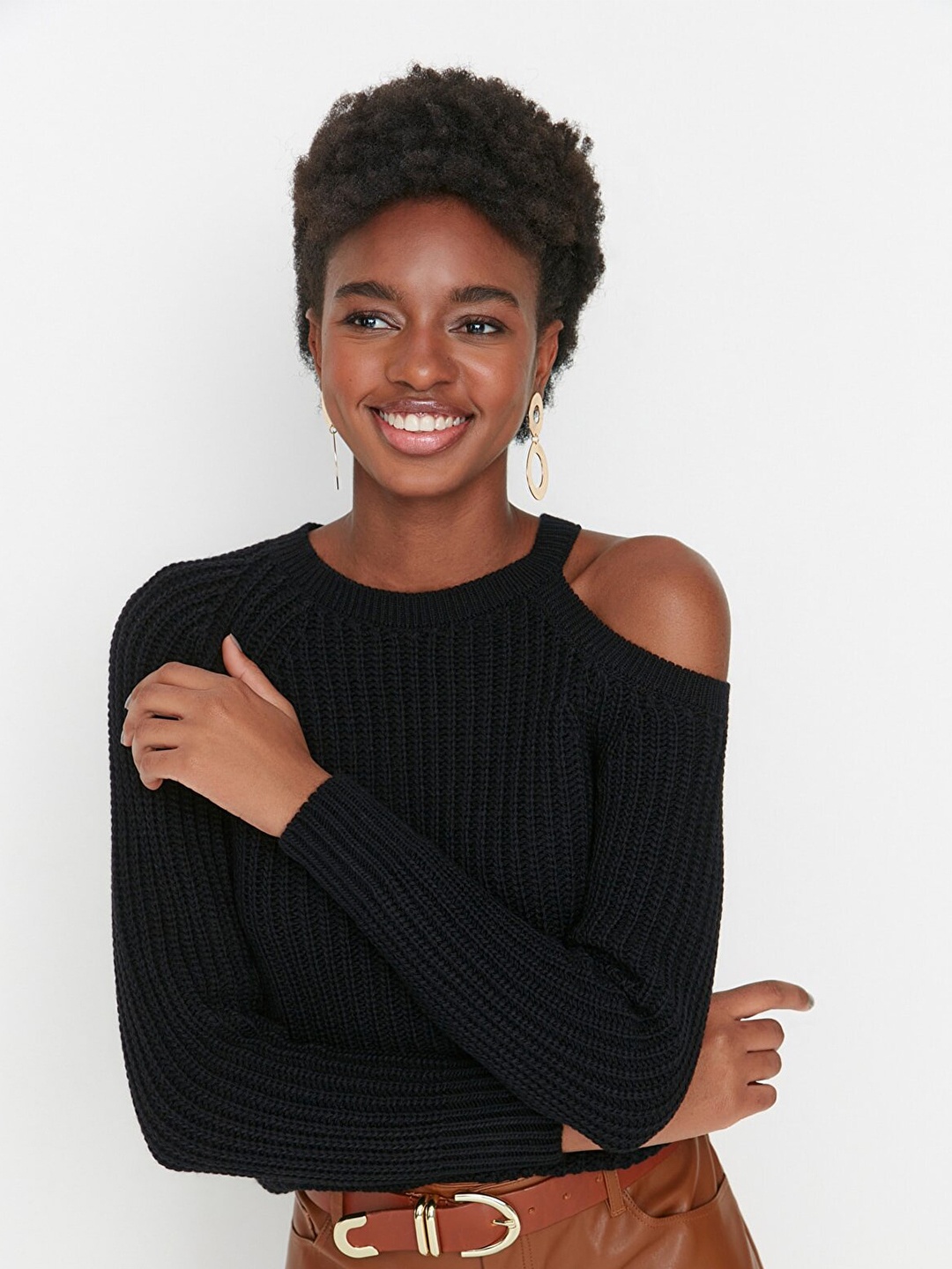 

Trendyol Women Black Solid Pullover