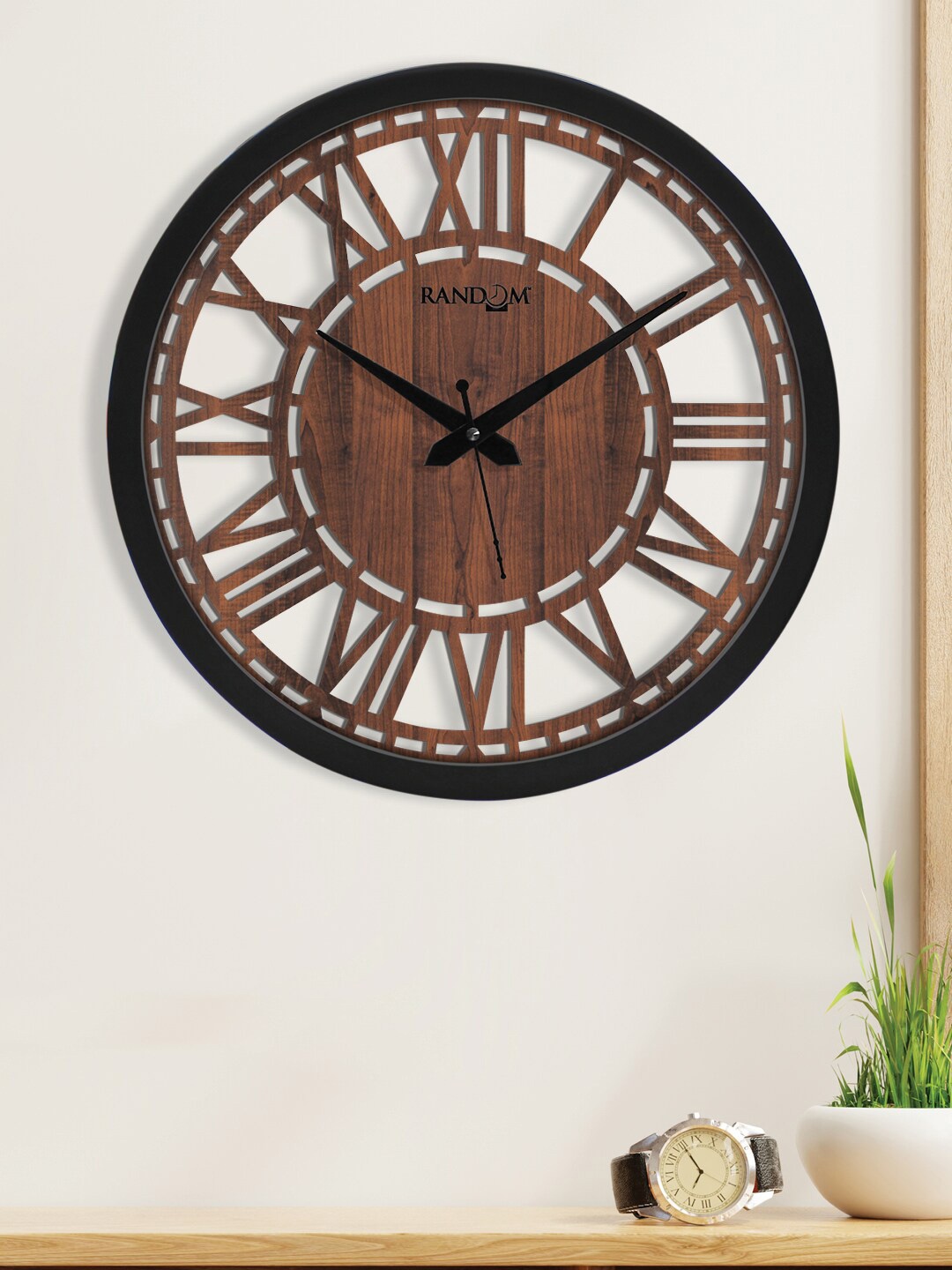 

RANDOM Brown & Black Printed Round Analogue Wall Clock