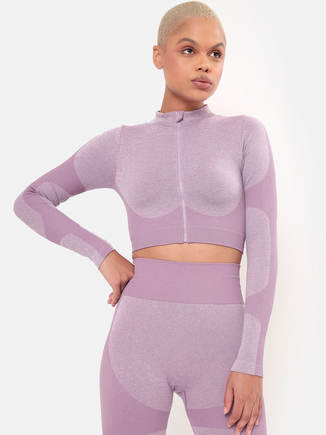 

Cultsport Women Purple Colourblocked Crop Training or Gym Sporty Jacket
