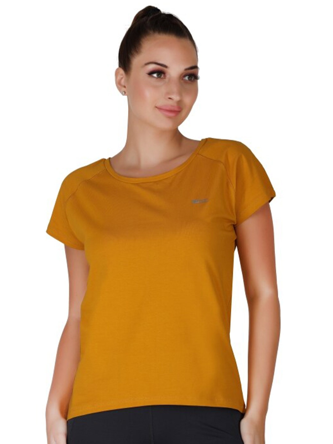 

La Aimee Women Yellow Cotton T-shirt
