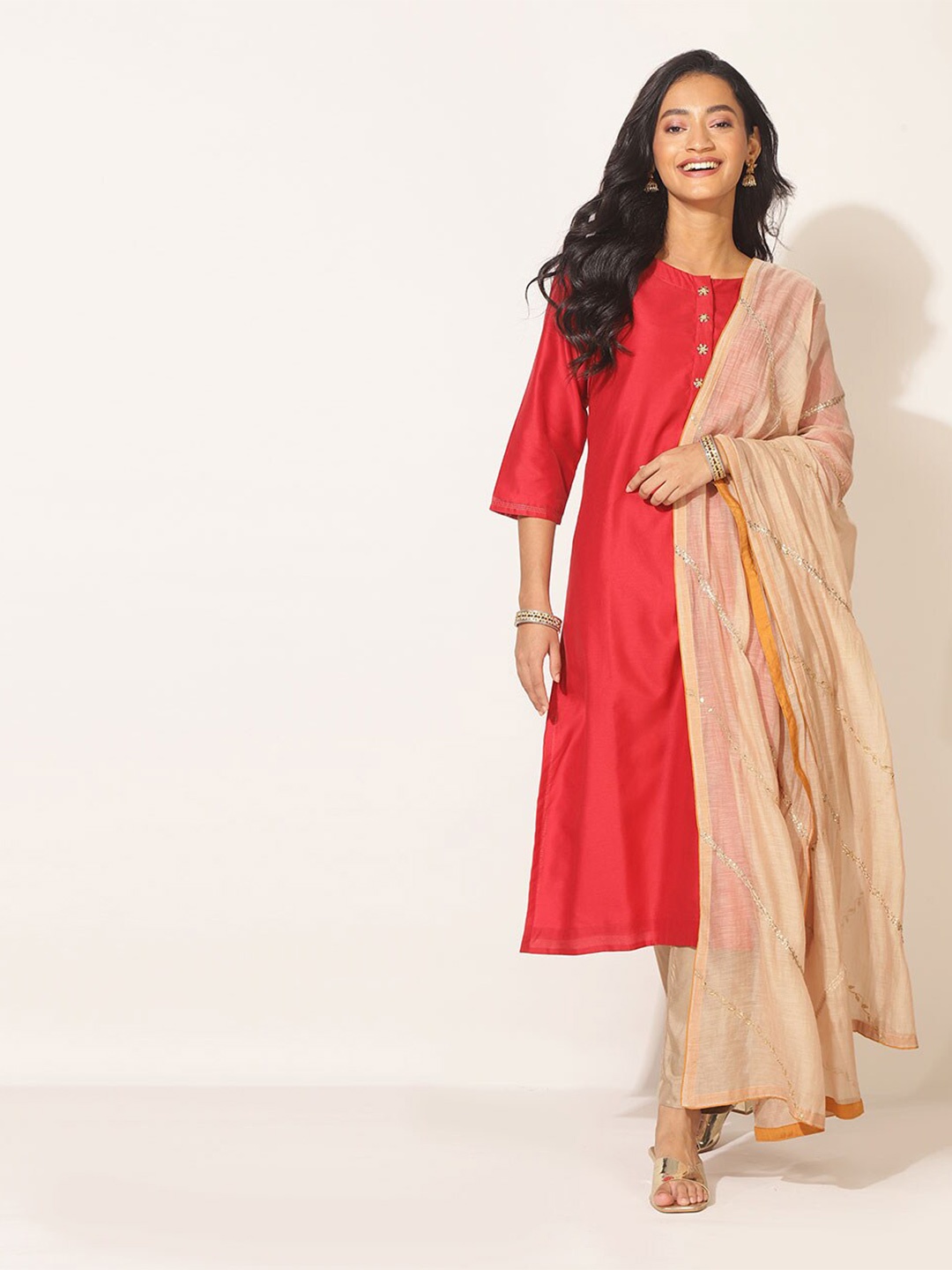 

Fabindia Beige & Gold-Toned Ethnic Motifs Embroidered Cotton Silk Dupatta