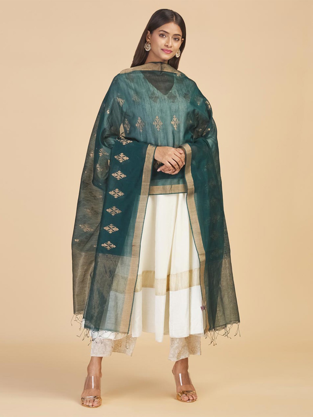 

Fabindia Green & Gold-Toned Ethnic Motifs Woven Design Cotton Silk Dupatta