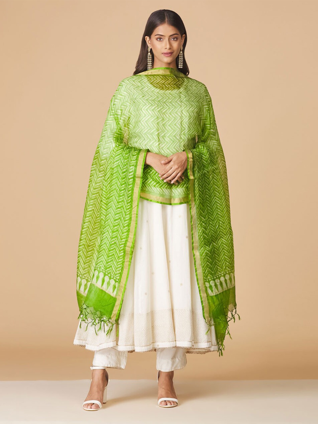 

Fabindia Green & Gold-Toned Printed Pure Silk Dupatta with Zari