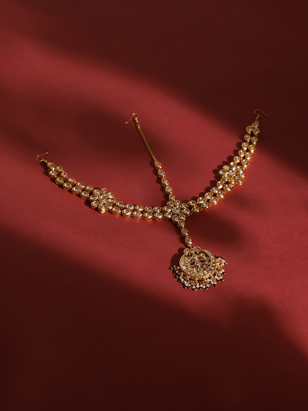 

Ruby Raang Gold-Plated White Kundan-Studded & Pearl Beaded Matha Patti