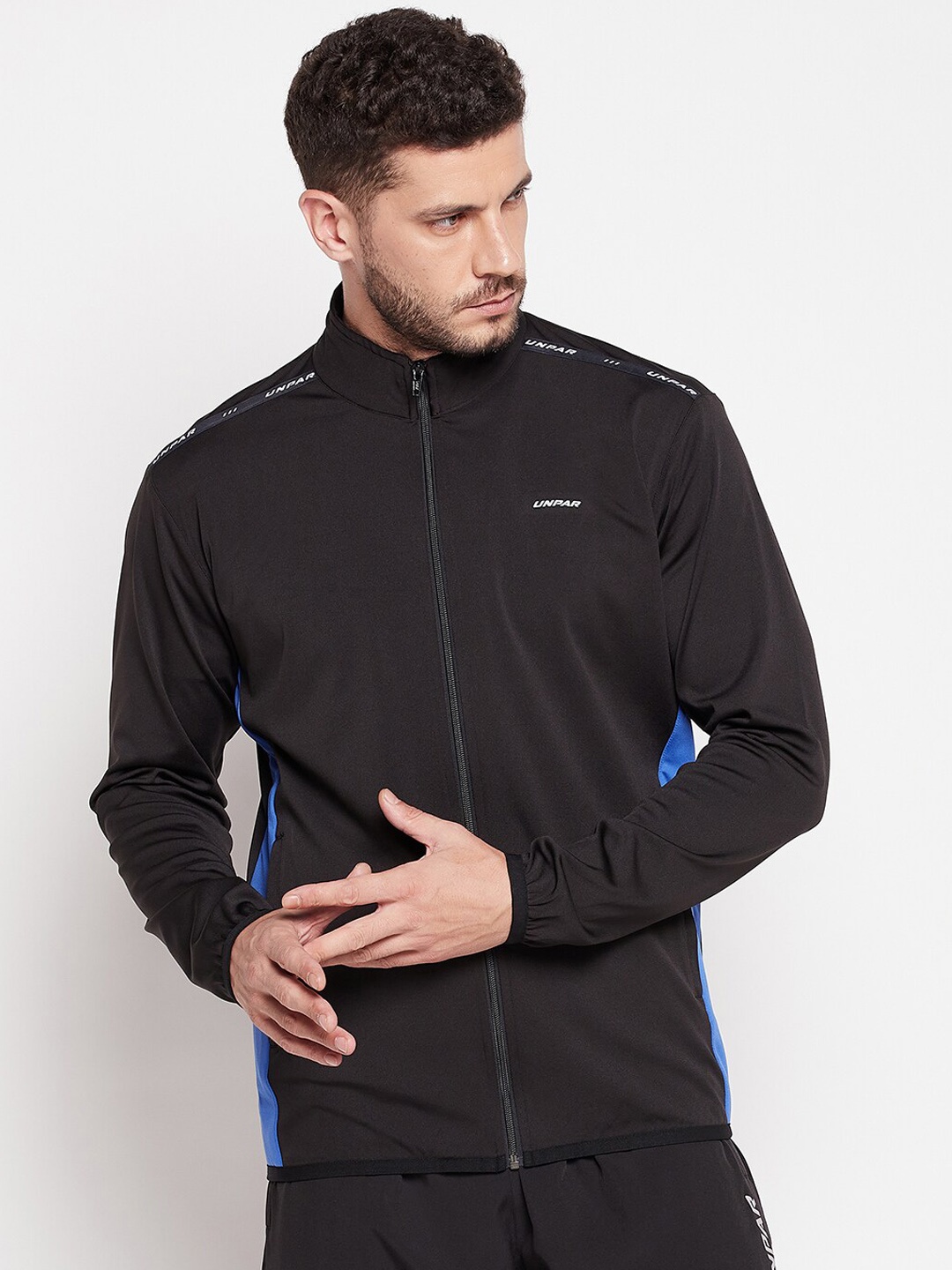 

UNPAR Men Black Solid Sporty Jacket