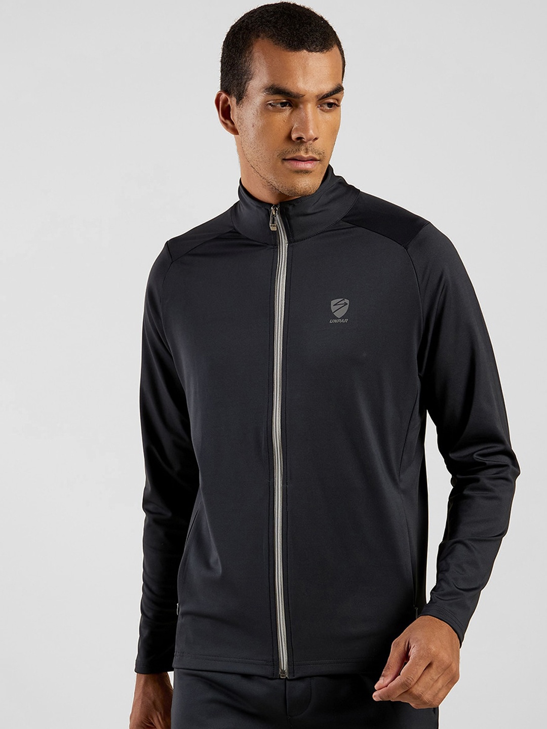 

UNPAR Men Grey Solid Sporty Jacket