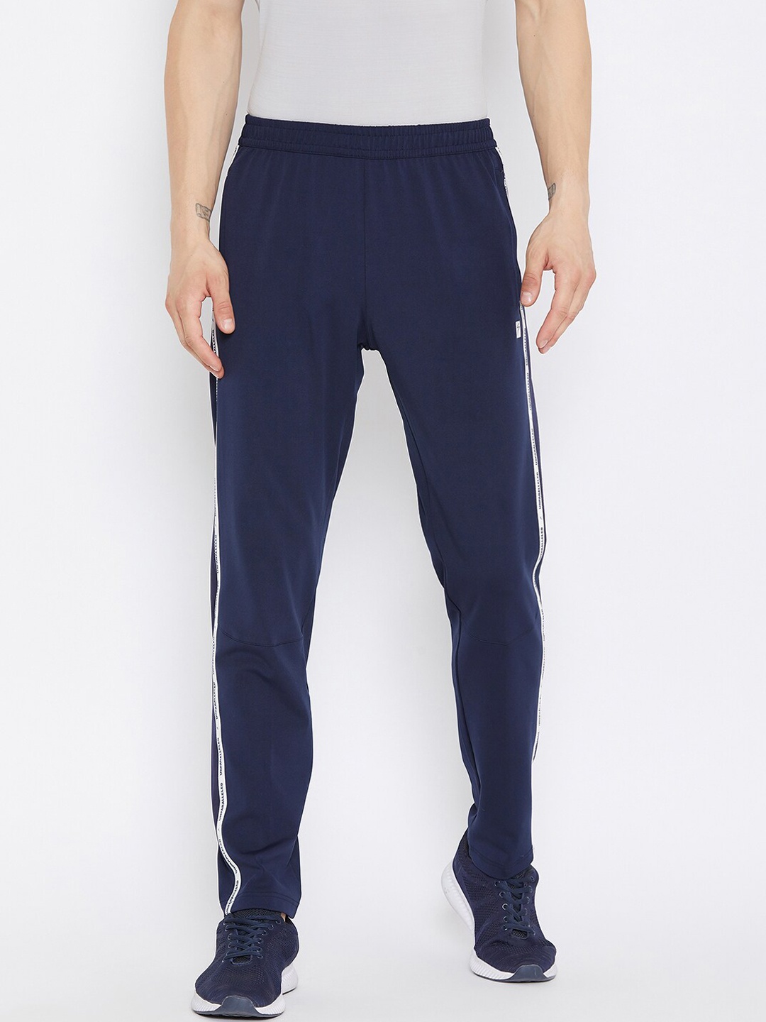 

UNPAR Men Navy Blue Solid Track Pants