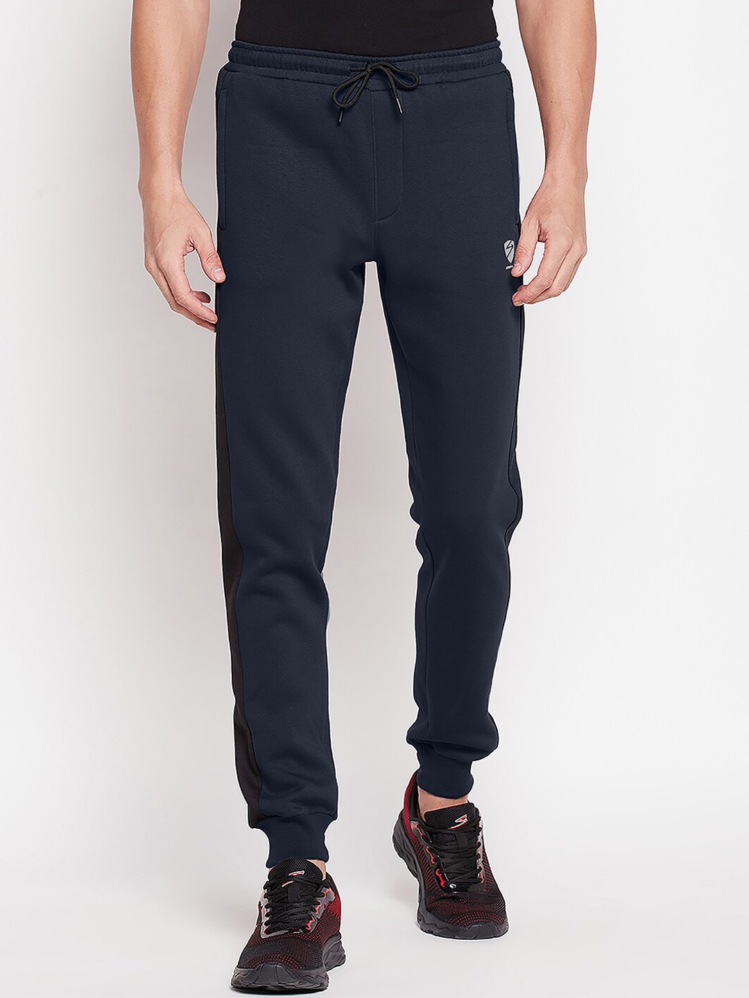 

UNPAR Men Navy Blue Solid Joggers