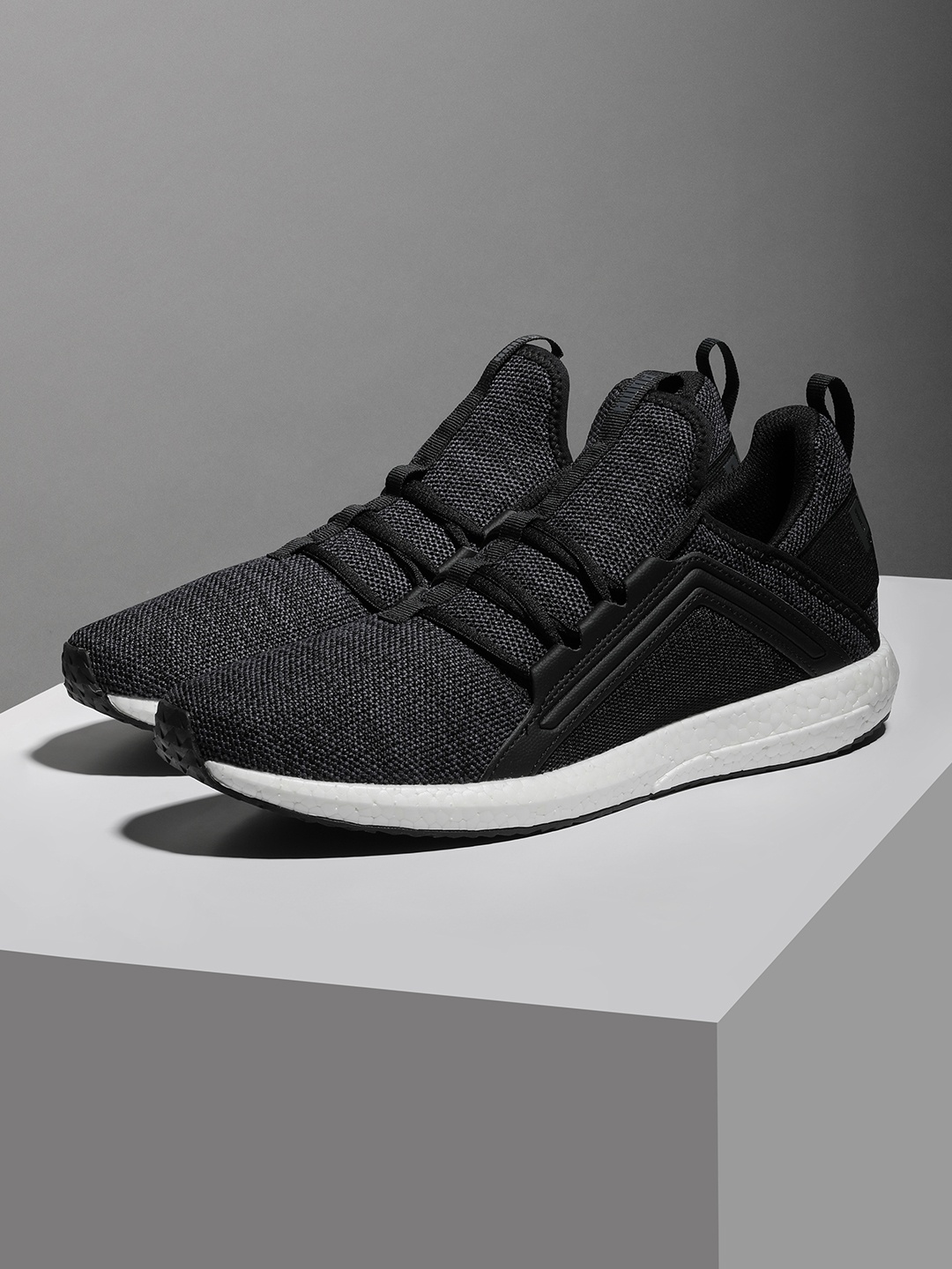 

Puma Men Grey Mega NRGY Knit Running Shoes