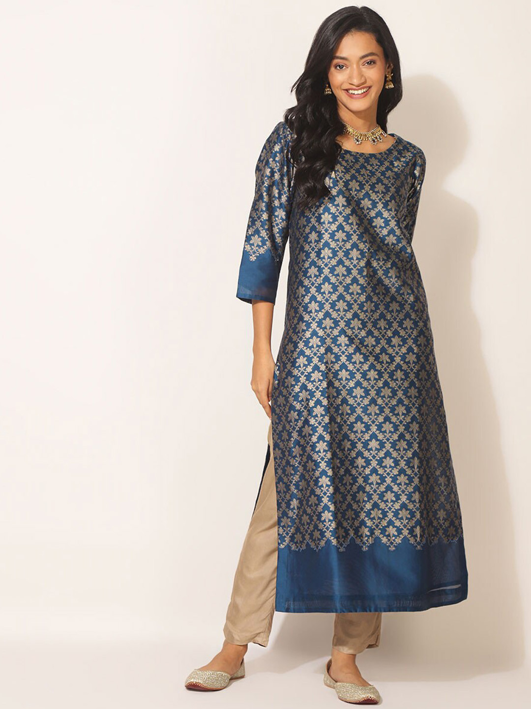 

Fabindia Floral Woven Design Cotton Silk Kurta, Blue