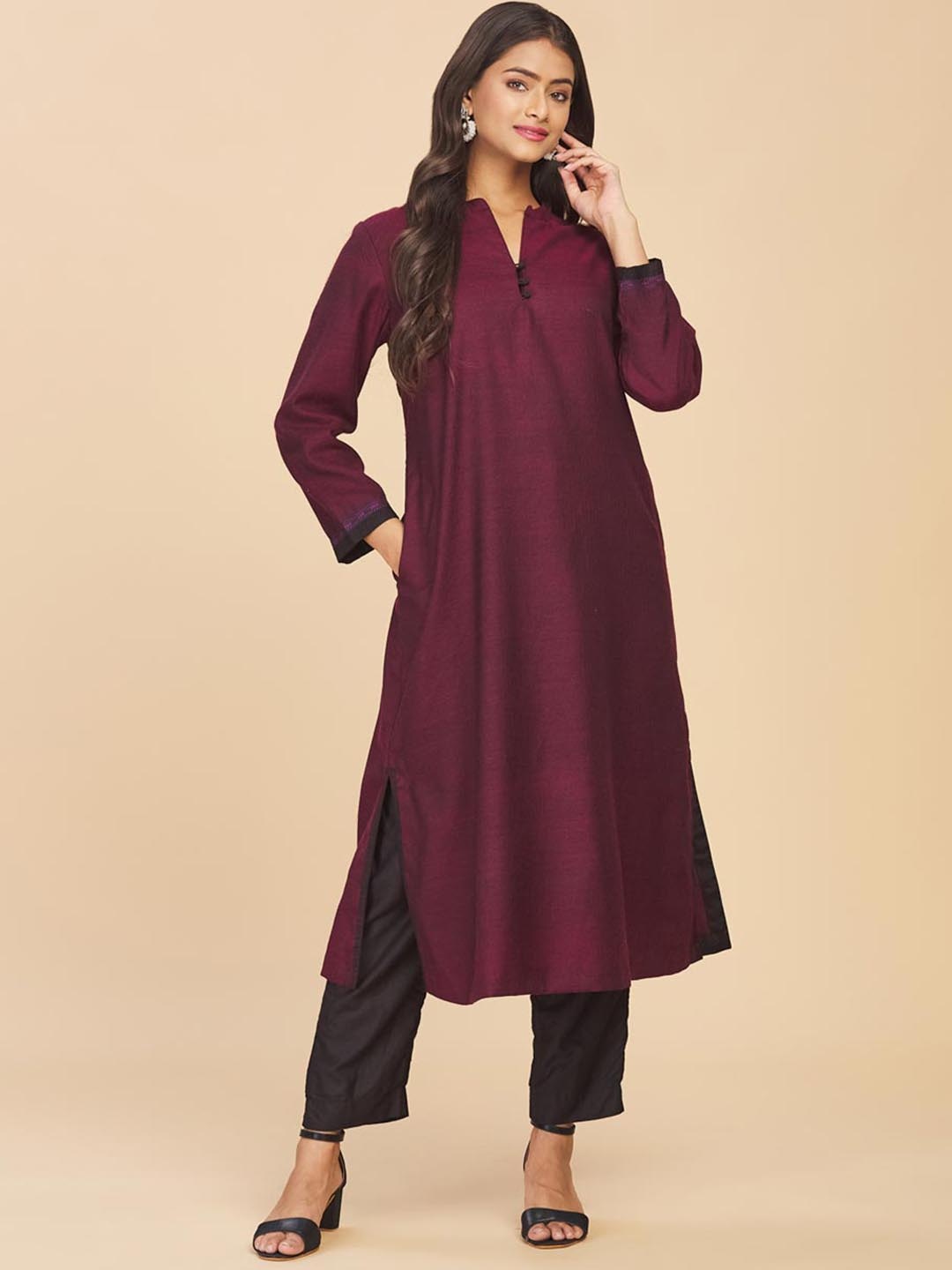 

Fabindia Band Collar Woolen Kurta, Maroon