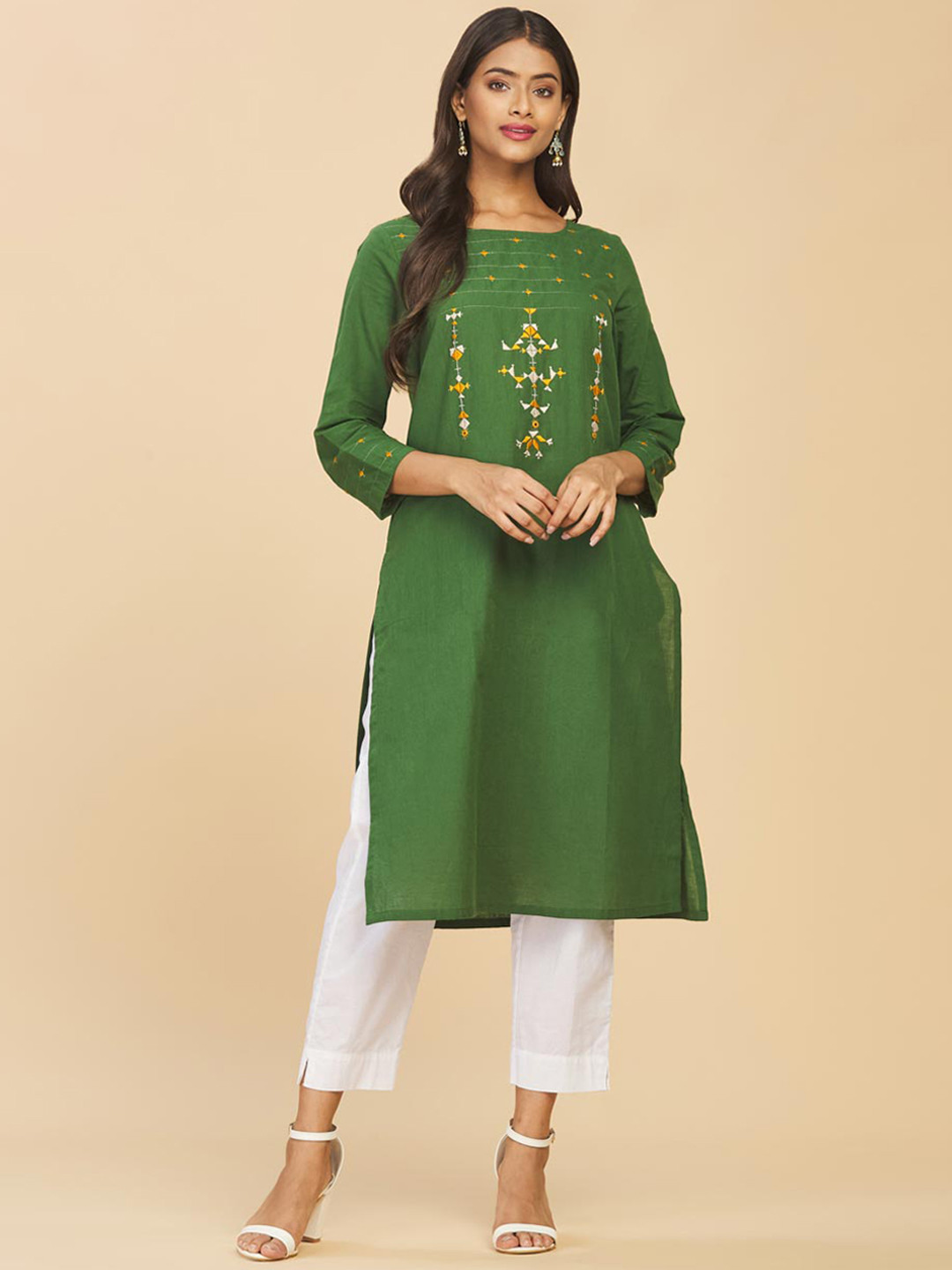 

Fabindia Geometric Embroidered Cotton Kurta, Green