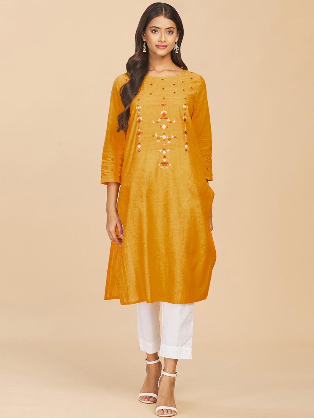 

Fabindia Geometric Embroidered Cotton Kurta, Yellow