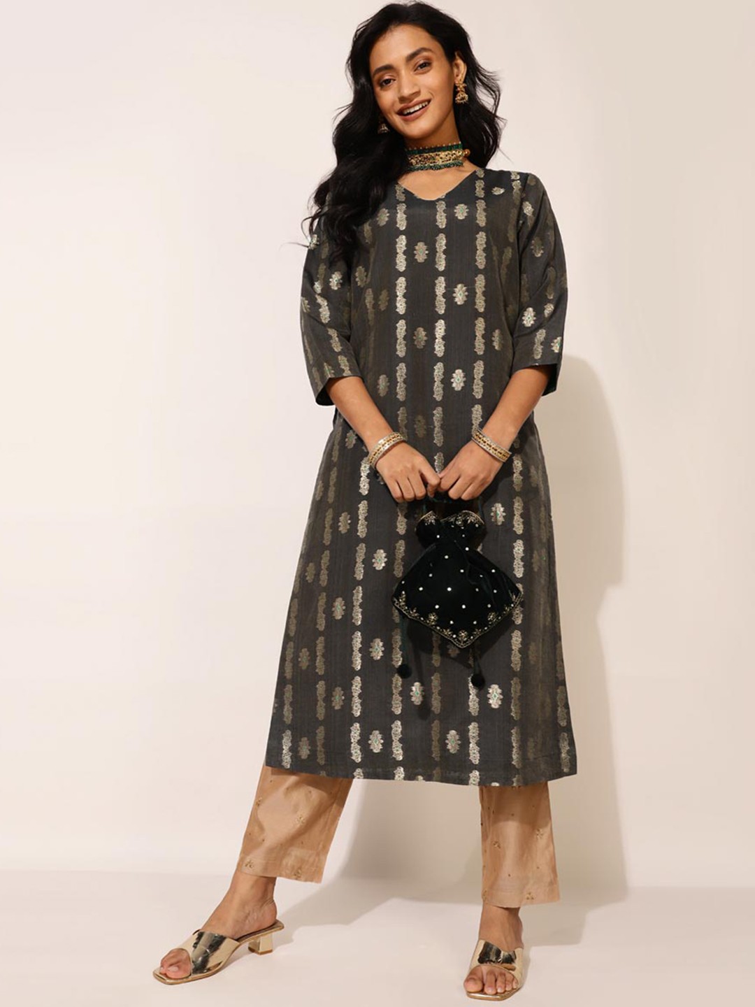 

Fabindia Ethnic Motifs V-Neck Zari Printed Kurta, Olive