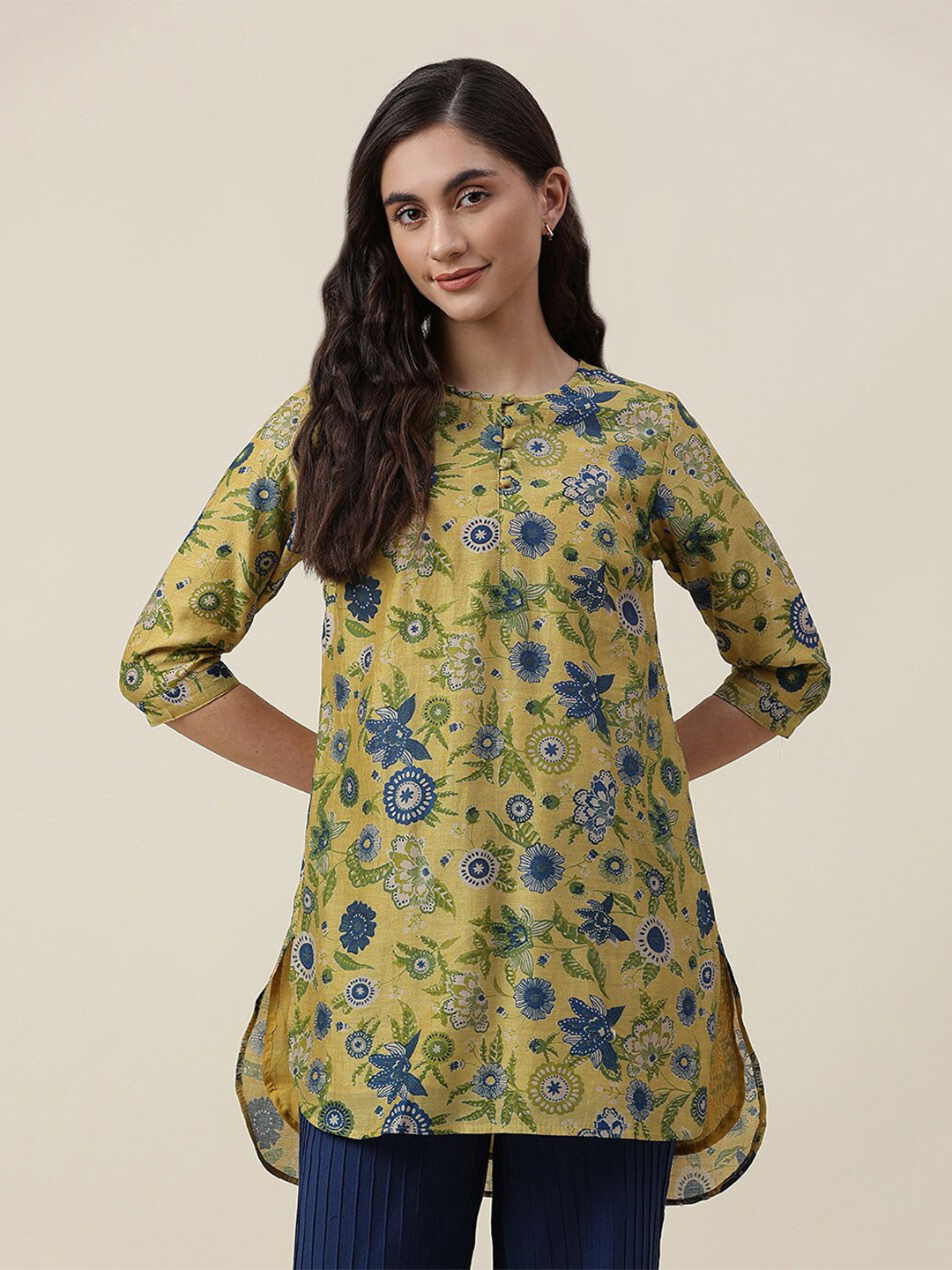 

Fabindia Yellow & Blue Cotton Printed Tunic
