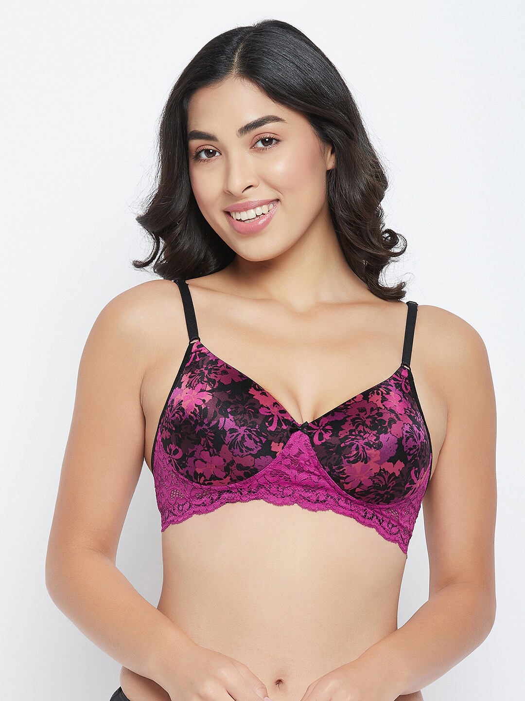 

Clovia Purple & Black Printed Non-Wired Lightly Padded T-shirt Lace Bra