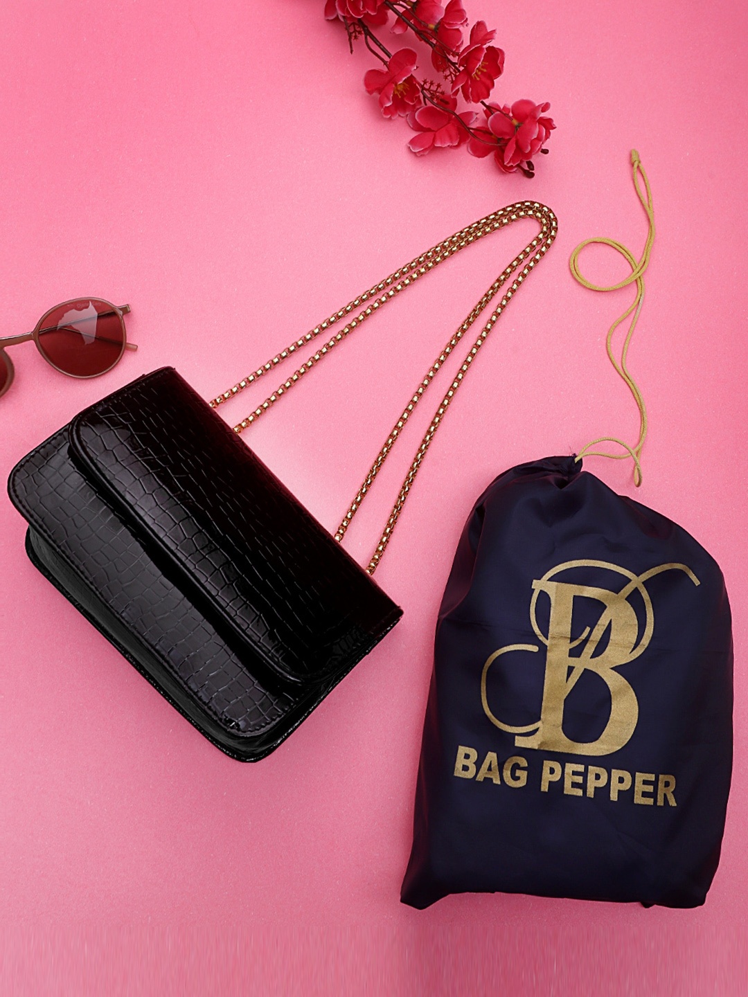 

Bag Pepper Textured Structured Sling Bag, Black