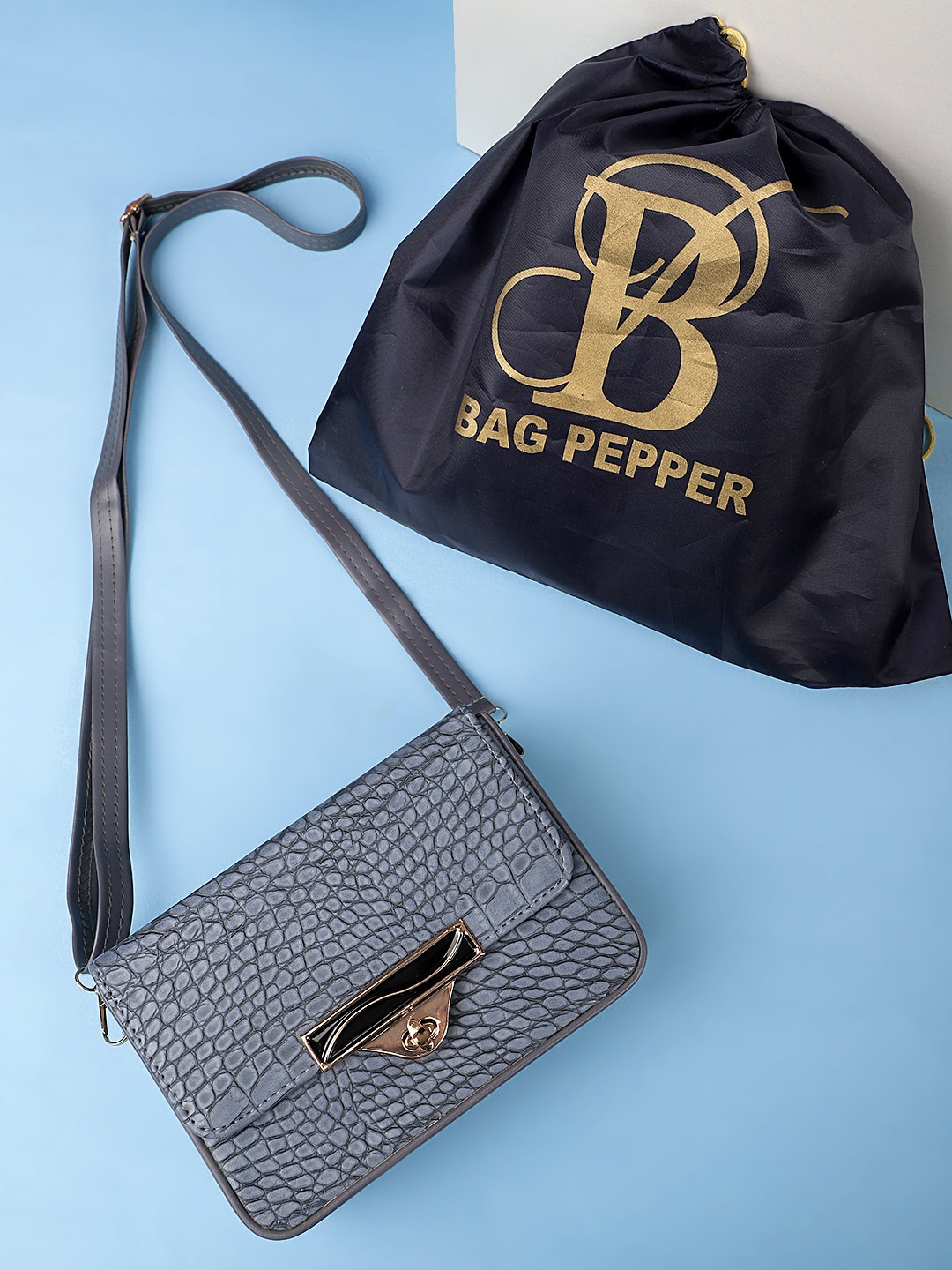 

Bag Pepper Textured Structured Handheld Bag, Blue