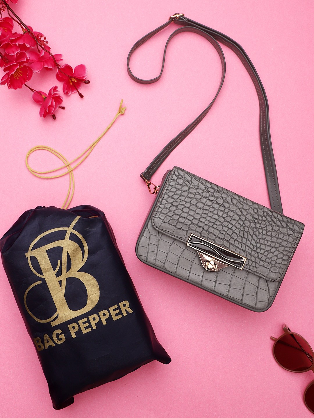 

Bag Pepper Textured Structured Sling Bag, Grey