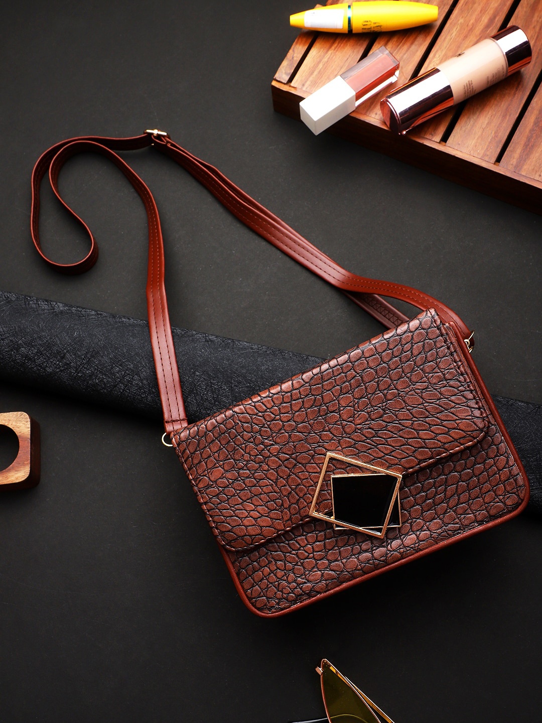 

Bag Pepper Khaki Textured Structured Sling Bag