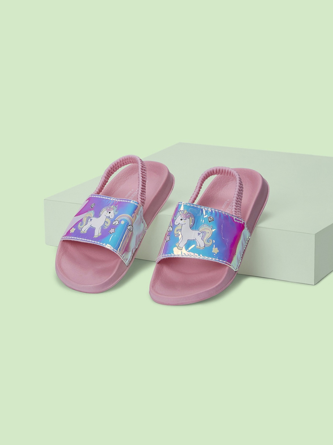 

Pantaloons Junior Girls Pink & Blue Printed Sliders