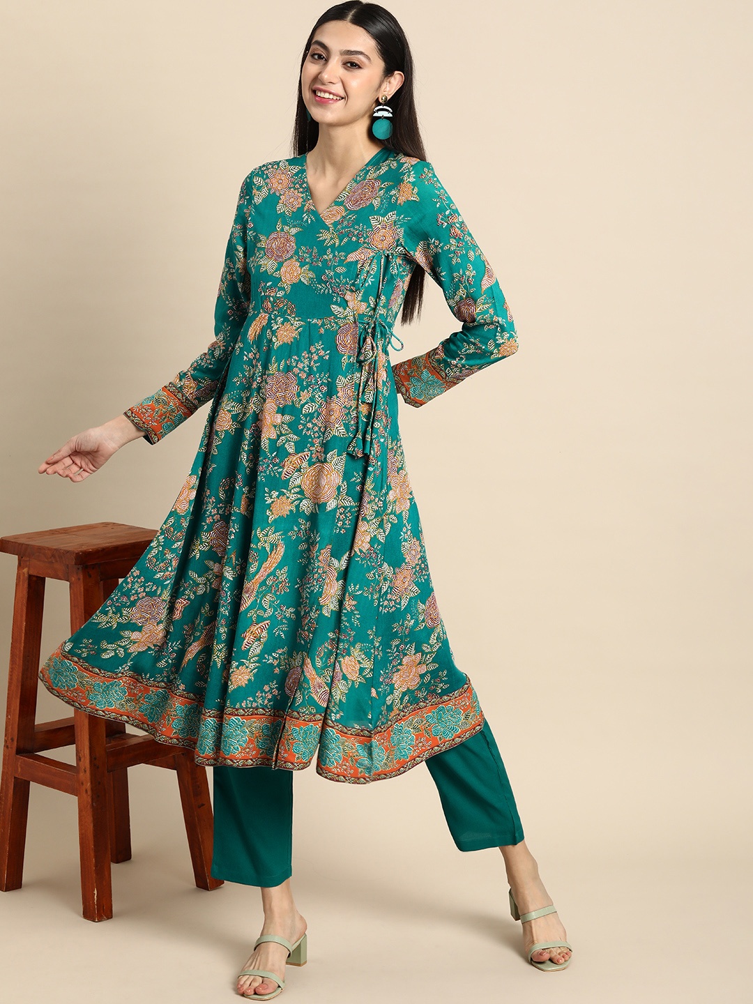 

Anouk Women Floral Printed Angrakha Kurta with Trousers, Teal