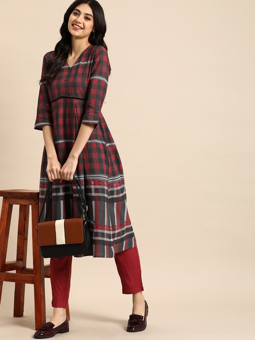 

Anouk Women V Neck Checked Regular A Line Kurta with Trousers, Grey