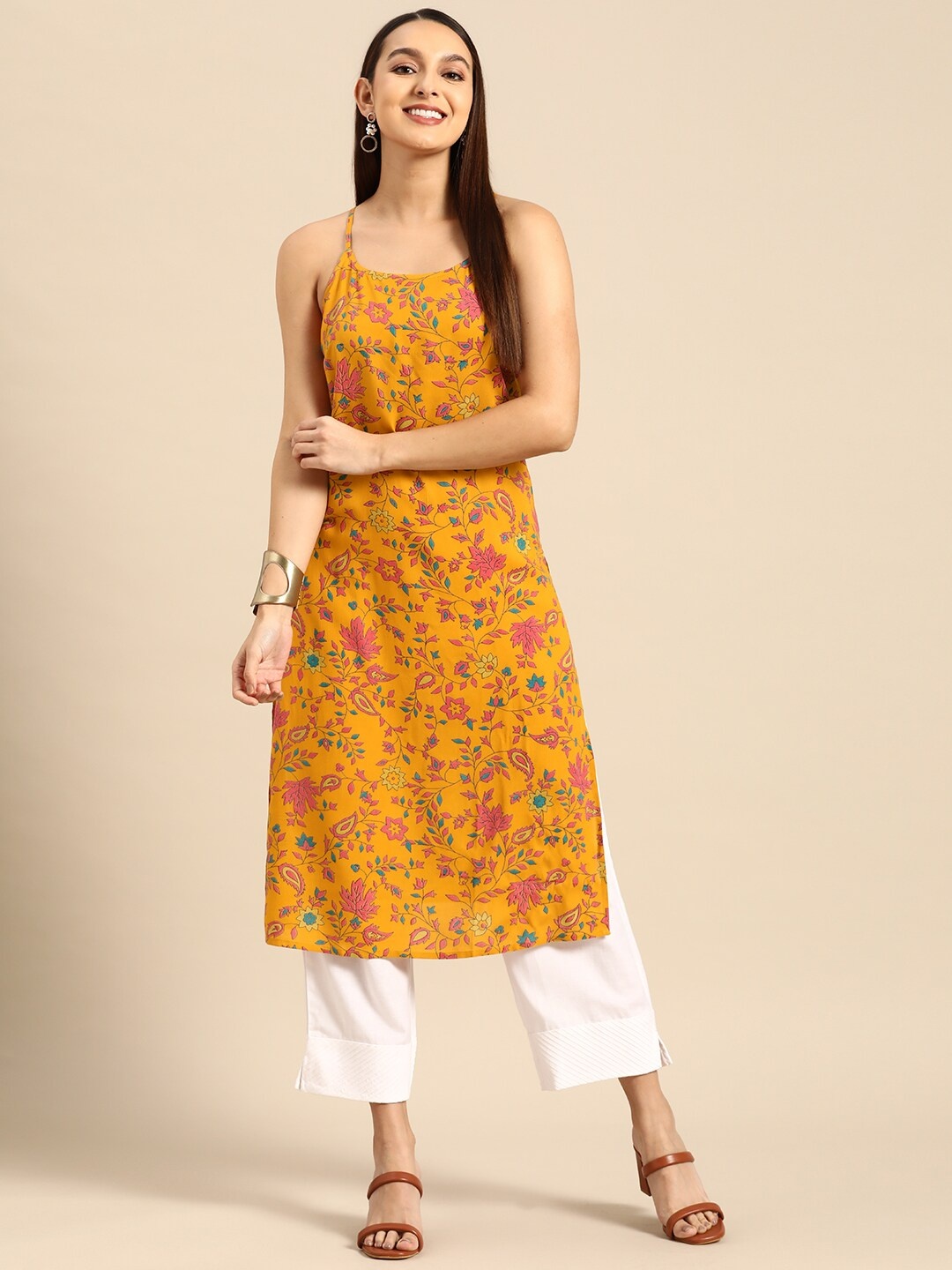 

Anouk Women Floral Printed Floral Kurta, Mustard