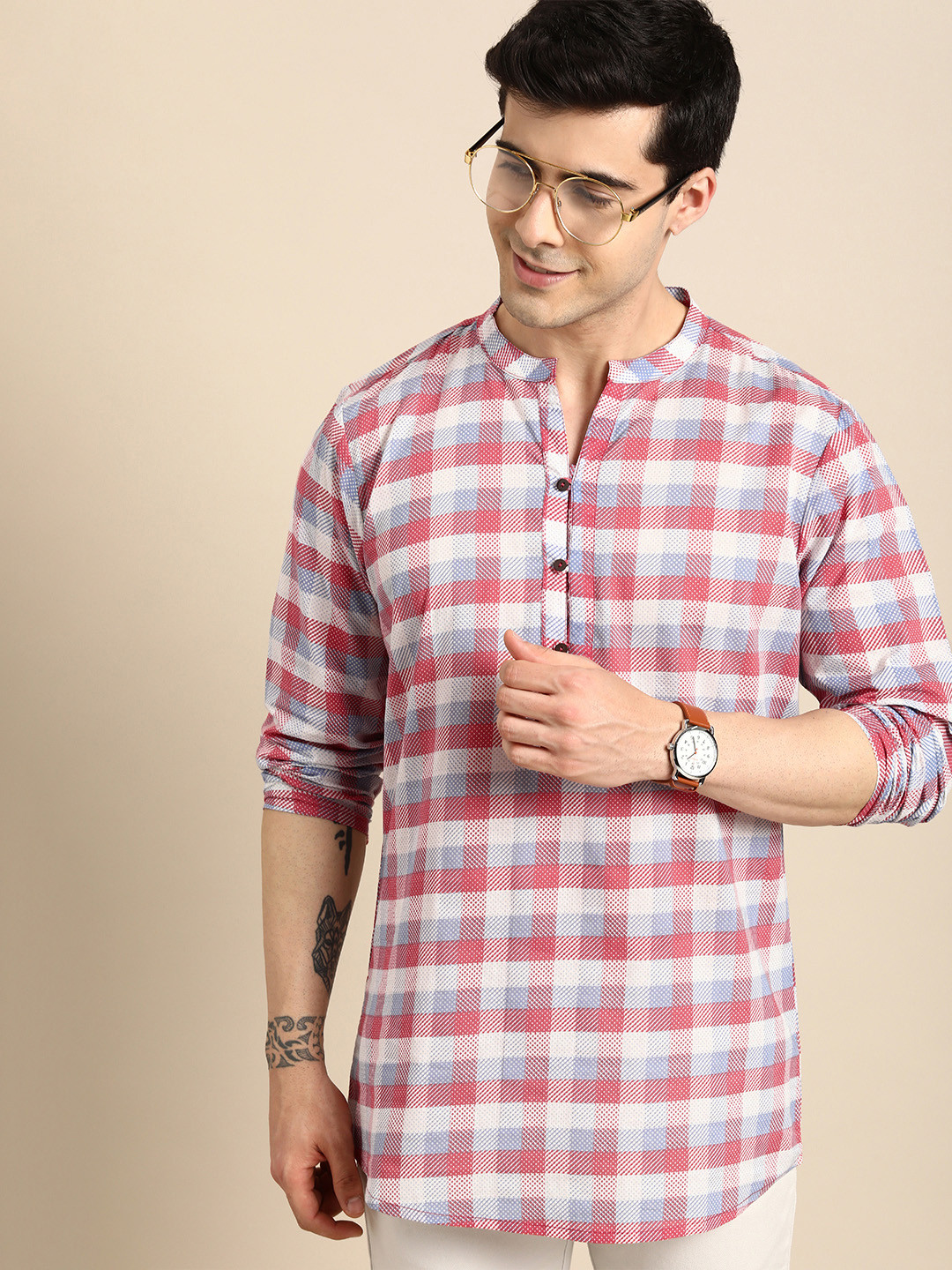 

Anouk Mandarin Collar Checked Above Knee Length Pure Cotton Kurta, Red