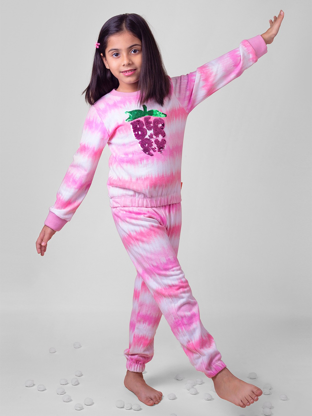 

Little Carrot Girls Pink & White Embellished Pure Cotton T-shirt with Pyjamas