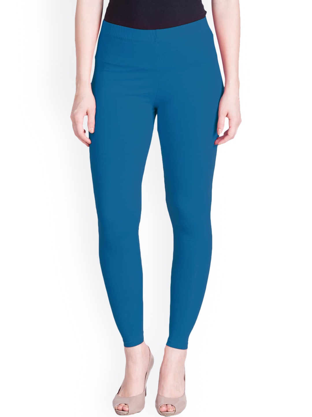 

LYRA Women Turquoise Blue Solid Cotton Ankle-Length Leggings