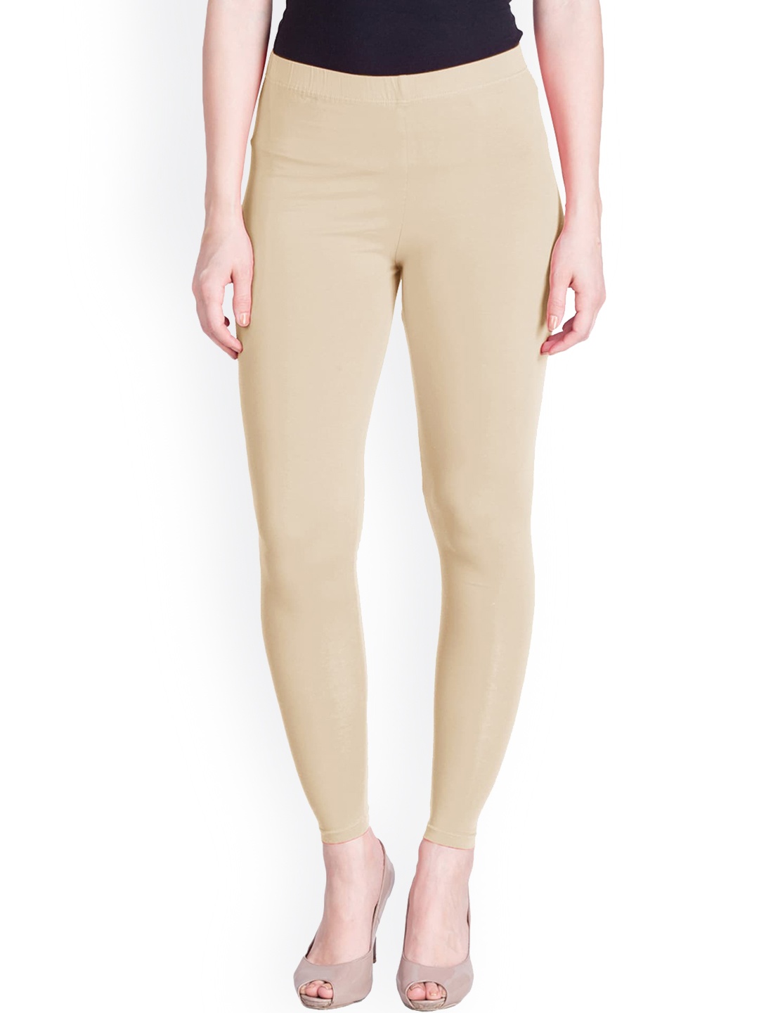 

LYRA Women Beige Solid Cotton Ankle-Length Leggings