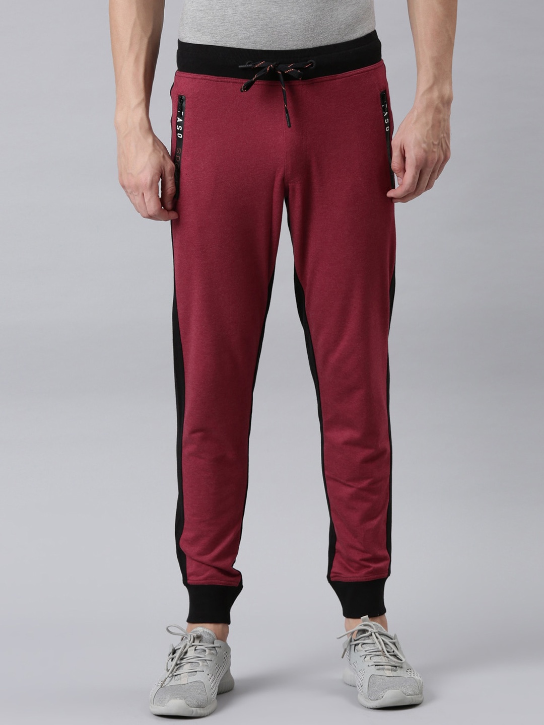 

FASO Men Maroon Solid Joggers