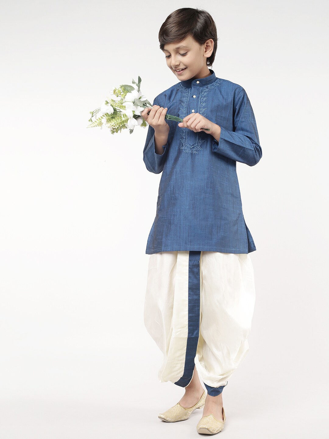 

Ramraj Boys Blue & Cream Coloured Kurta & Dhoti Pants
