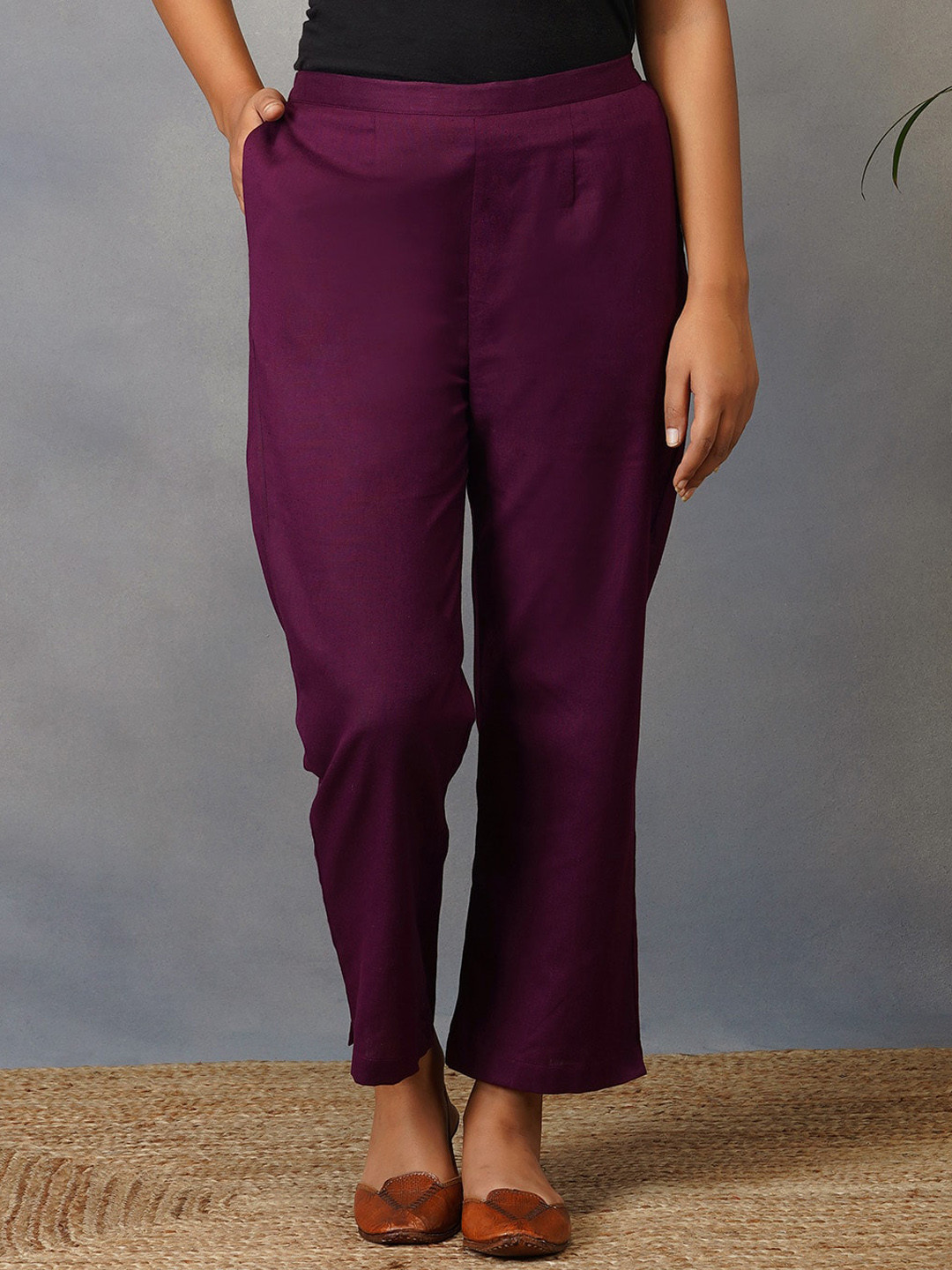 

AKISO Women Purple Solid Cotton Lounge Pants
