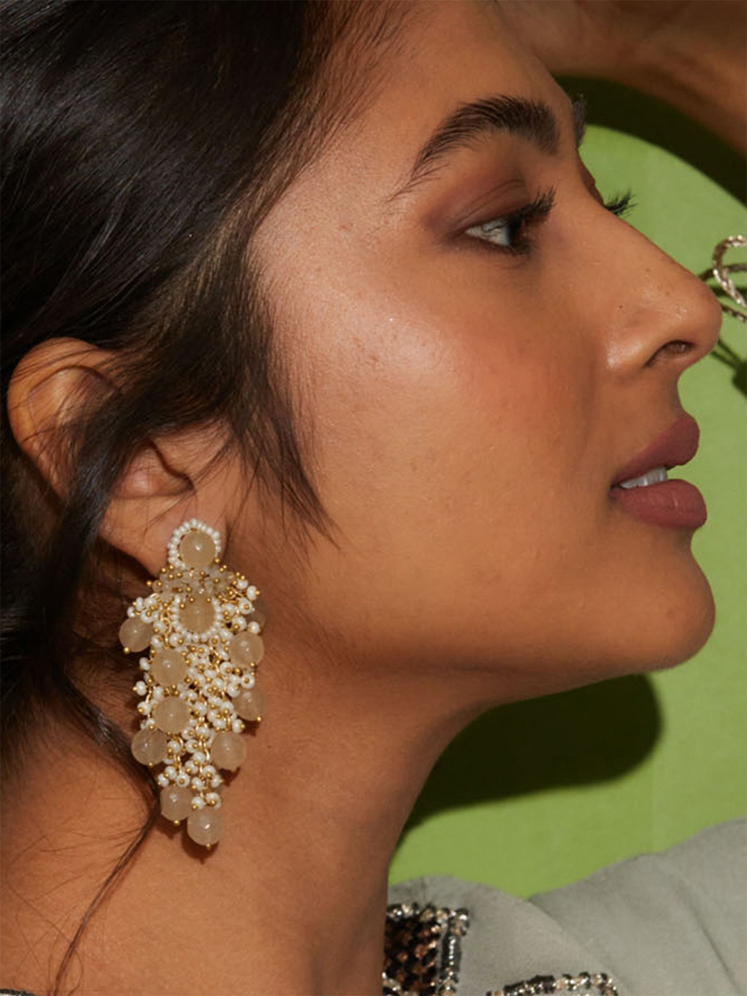 

D'oro Beige Gold-Plated Contemporary Drop Earrings
