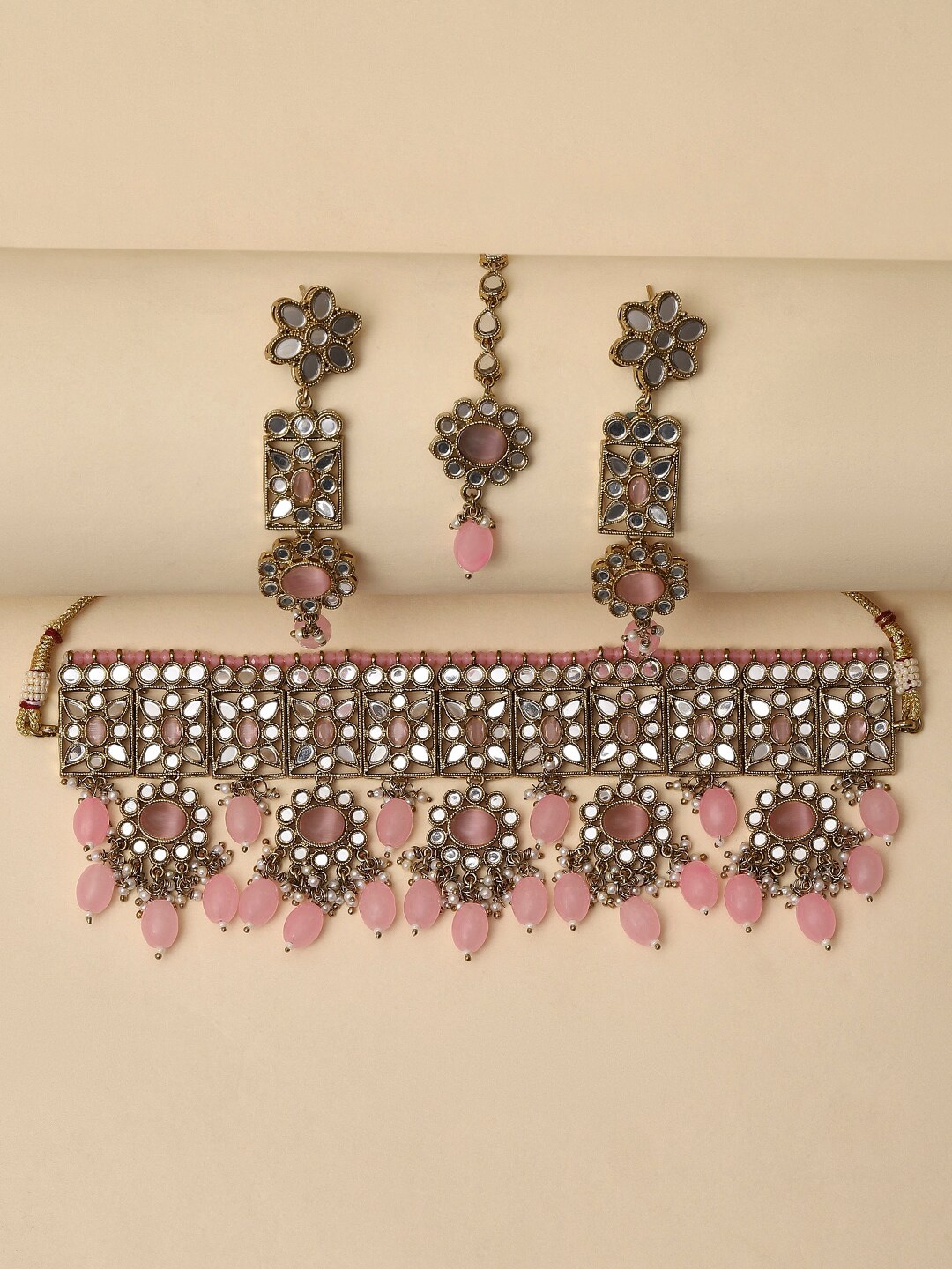 

Voylla Gold-Plated Pink Stone-Studded & Pearl Beaded Jewellery Set