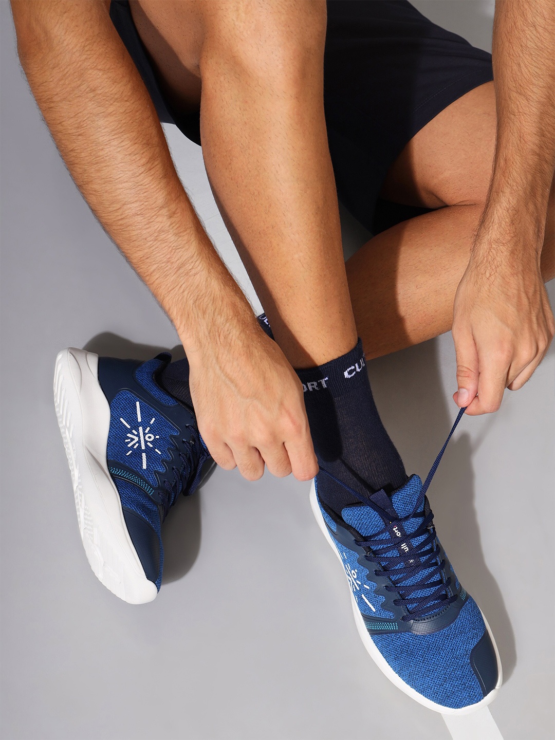 

cultsportone Men Navy Blue Mesh Running Shoes