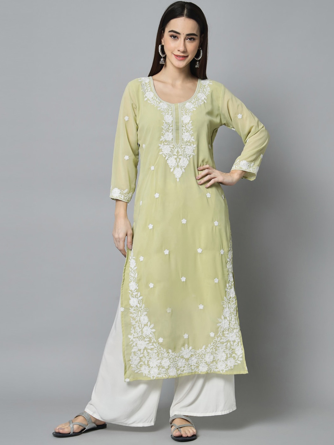 

VAIRAGEE Scoop Neck Ethnic Motifs Embroidered Georgette Kurta, Sea green