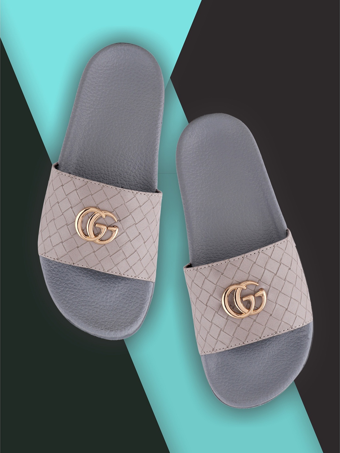 

FREECO Women Grey & Gold-Toned Self Design Sliders