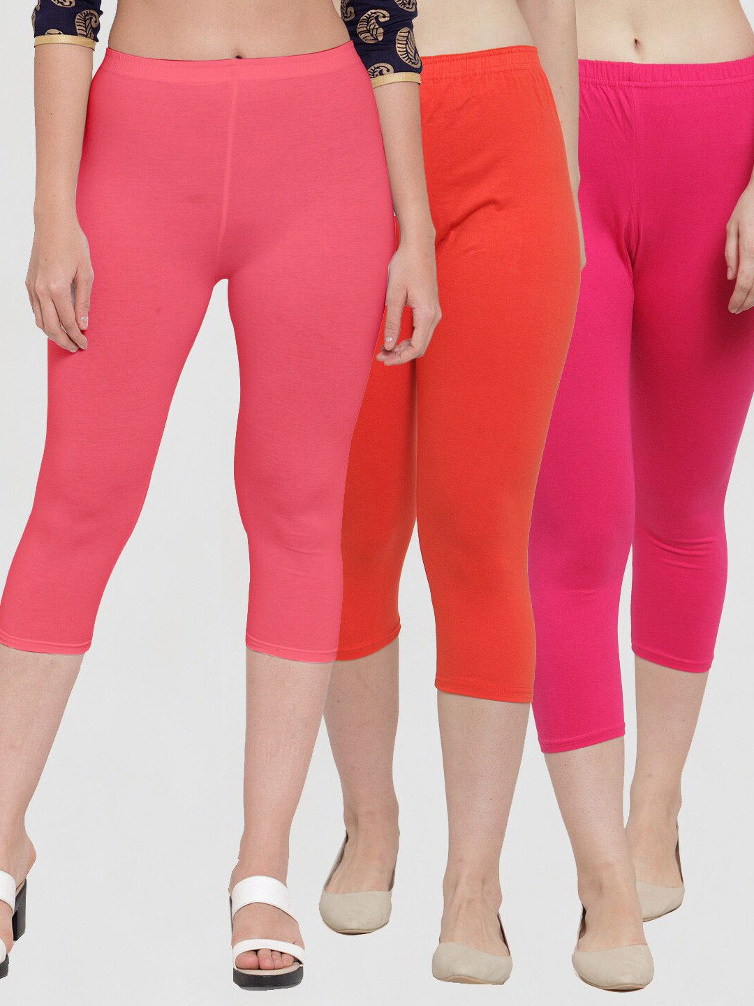 

GRACIT Women Pack Of 3 Pink & Orange Solid Capris