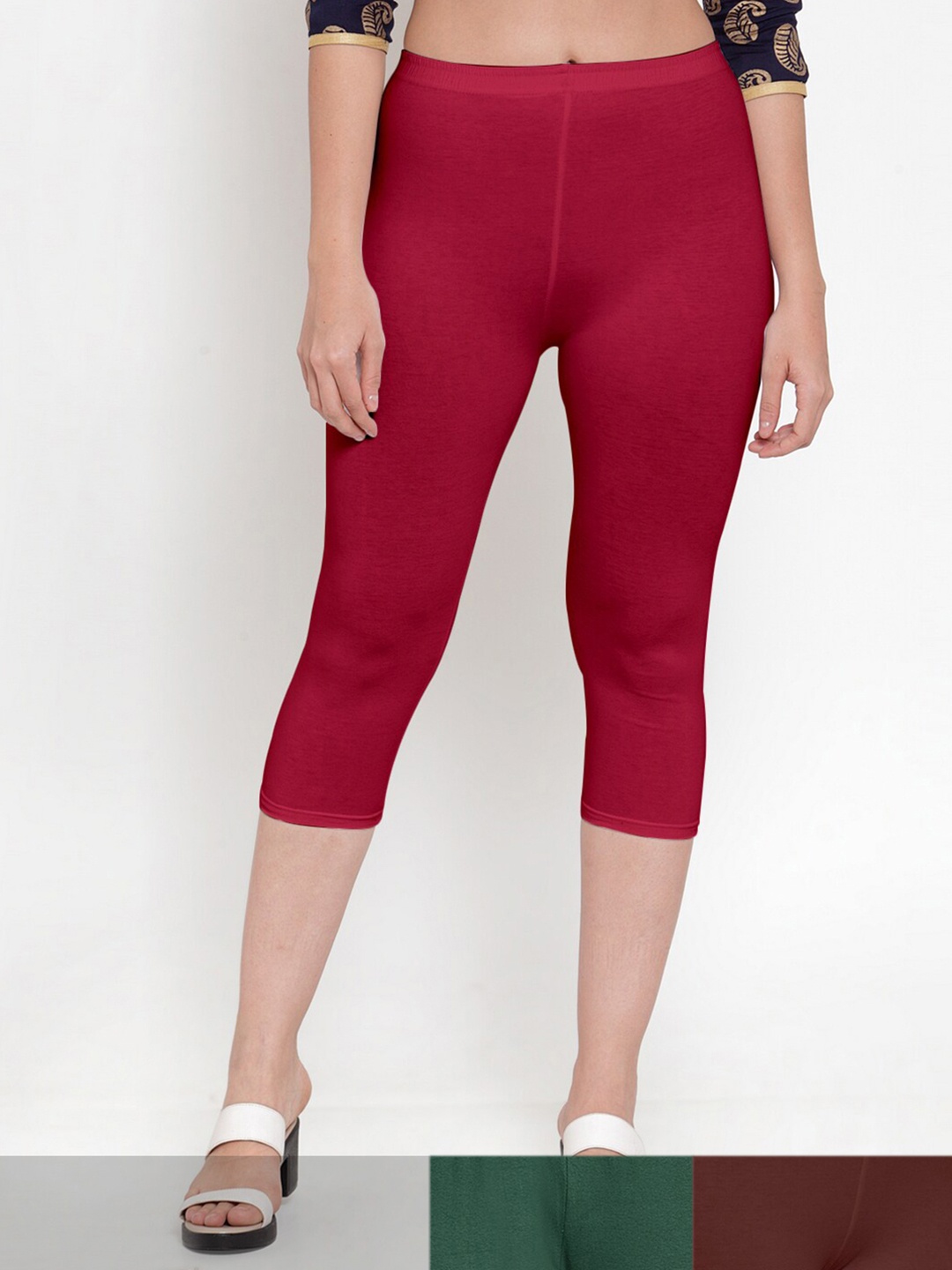 

GRACIT Women Green & Maroon Pack Of 3 Capris